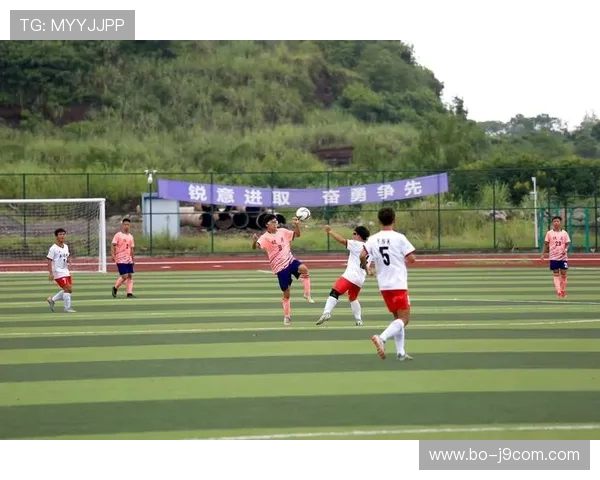 以足球小孩球员名字为线索探寻少年绿茵梦想与成长故事